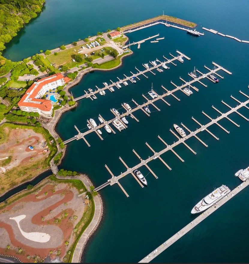 Marina & Finger Docks